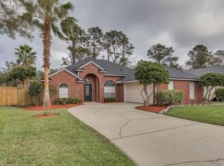 1737 Tall Tree Dr E, Jacksonville, FL 32246