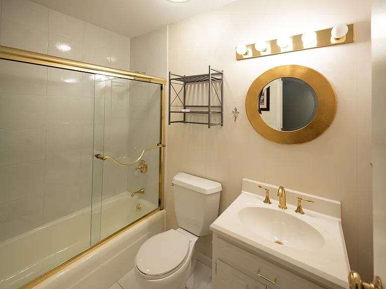 1211 Joliet Rd — Photo 8