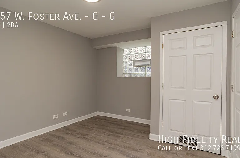 1057 W Foster Ave #G — Photo 9