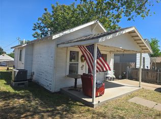 1106 6th Ave, Dodge City, KS 67801