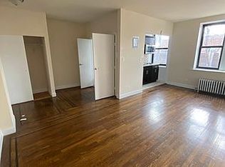 36-11 165th St #1A, Flushing, NY 11358