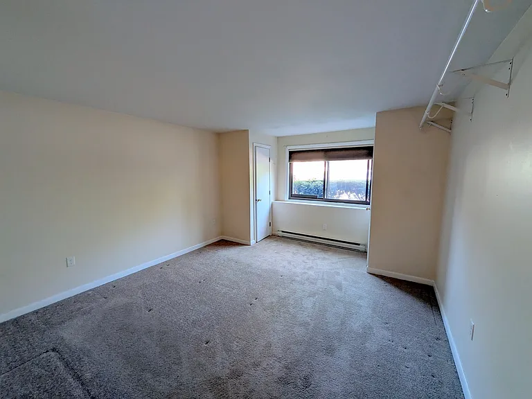 16 Juniper Rd #14A — Photo 11