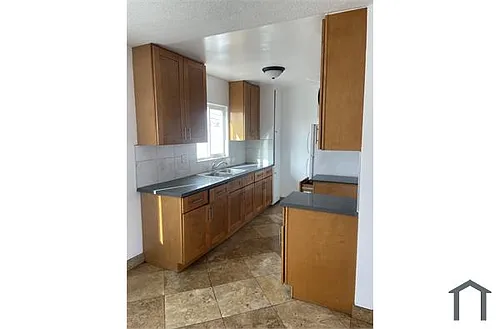 5117 Crenshaw Blvd #12 Photo 1