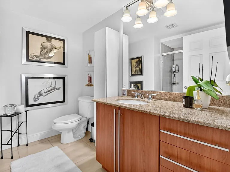 610 Clematis St #424 — Photo 27
