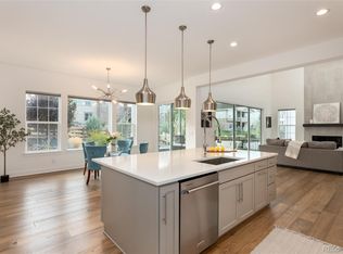 6689 S Vandriver Way, Aurora, CO 80016