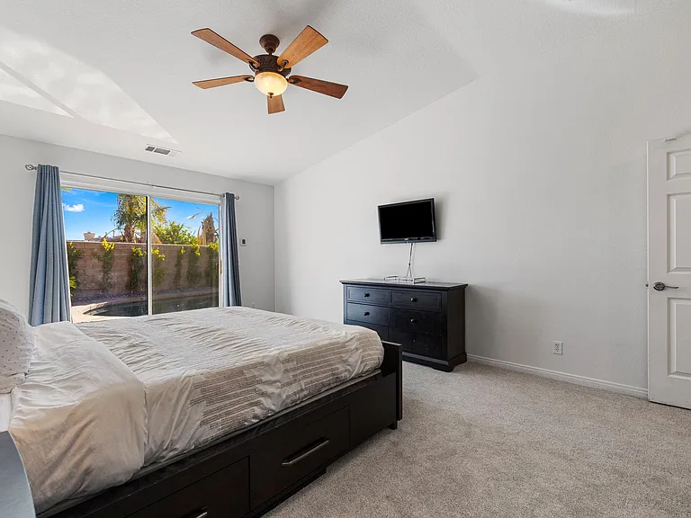 44660 Monticello Ave — Photo 33