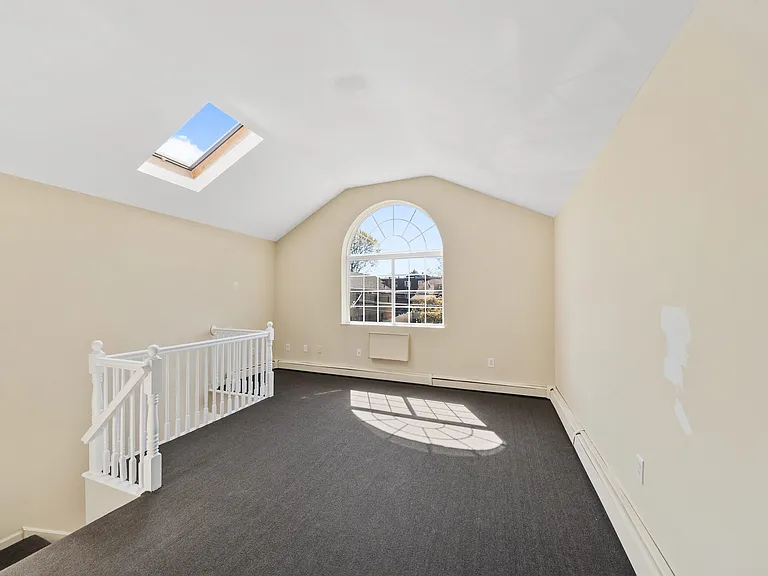 2948 Wickham Ave #2 — Photo 3