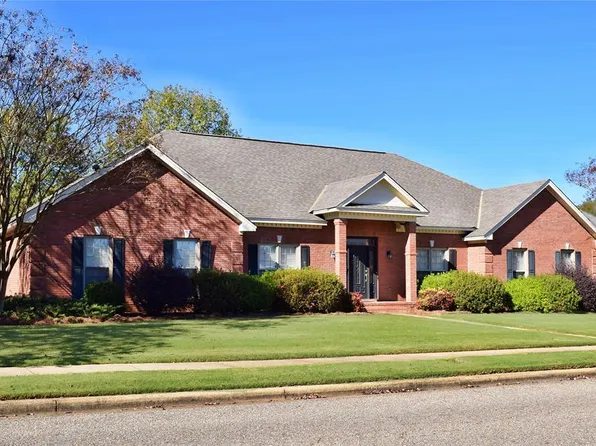 533 Towne Lake Dr, Montgomery, AL 36117