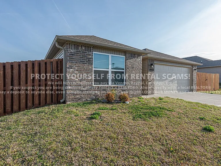 2932 W Obsidian St — Photo 14