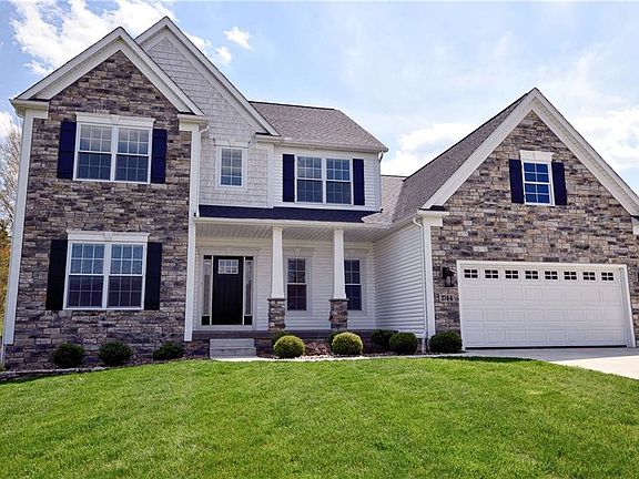 2nd image of 1744 Honeychuck Ln