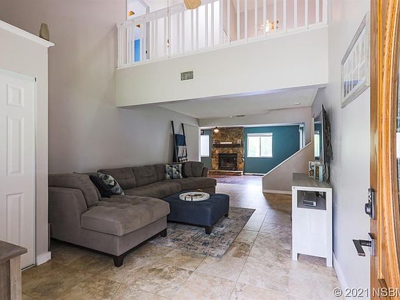 3rd image of 2309 Kumquat Dr