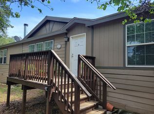 100 Rust Ranch Rd, Blanco, TX 78606