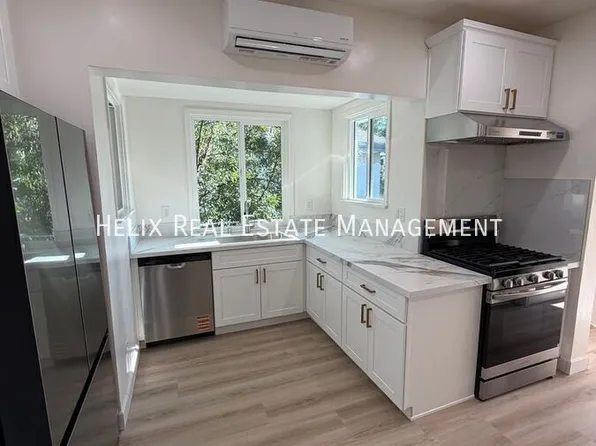 405 N Euclid Ave #3, Pasadena, CA 91101