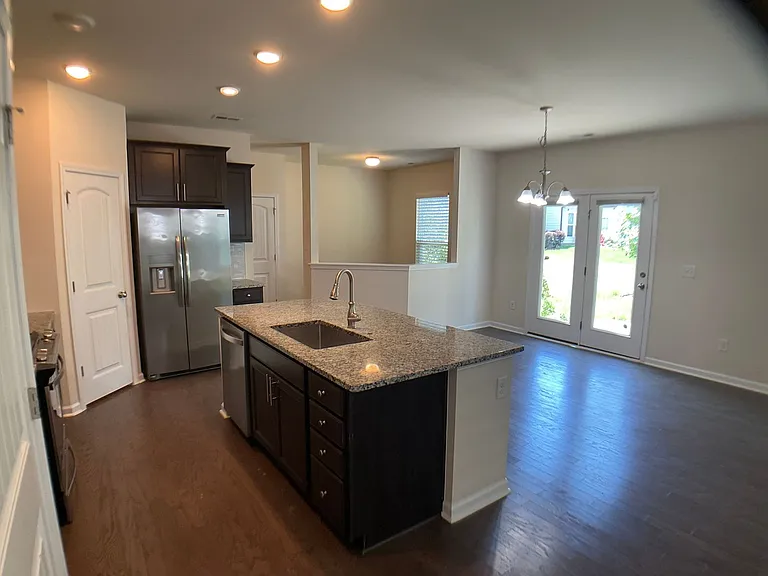 2109 Turling Way — Photo 8
