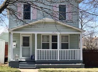 402 S 7th St, Escanaba, MI 49829