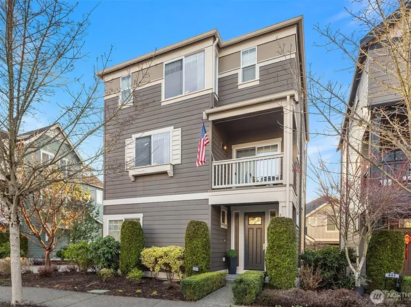 849 Third Avenue NE, Issaquah, WA 98029