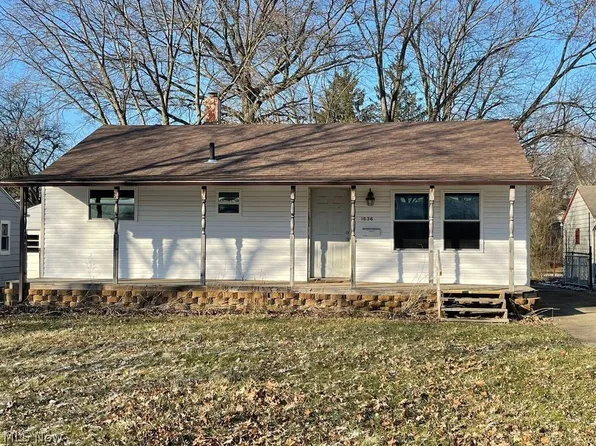 1636 Country Club Ave, Youngstown, OH 44514
