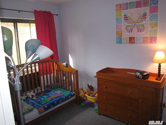 5th image of 81 Richmond Blvd Unit 3B