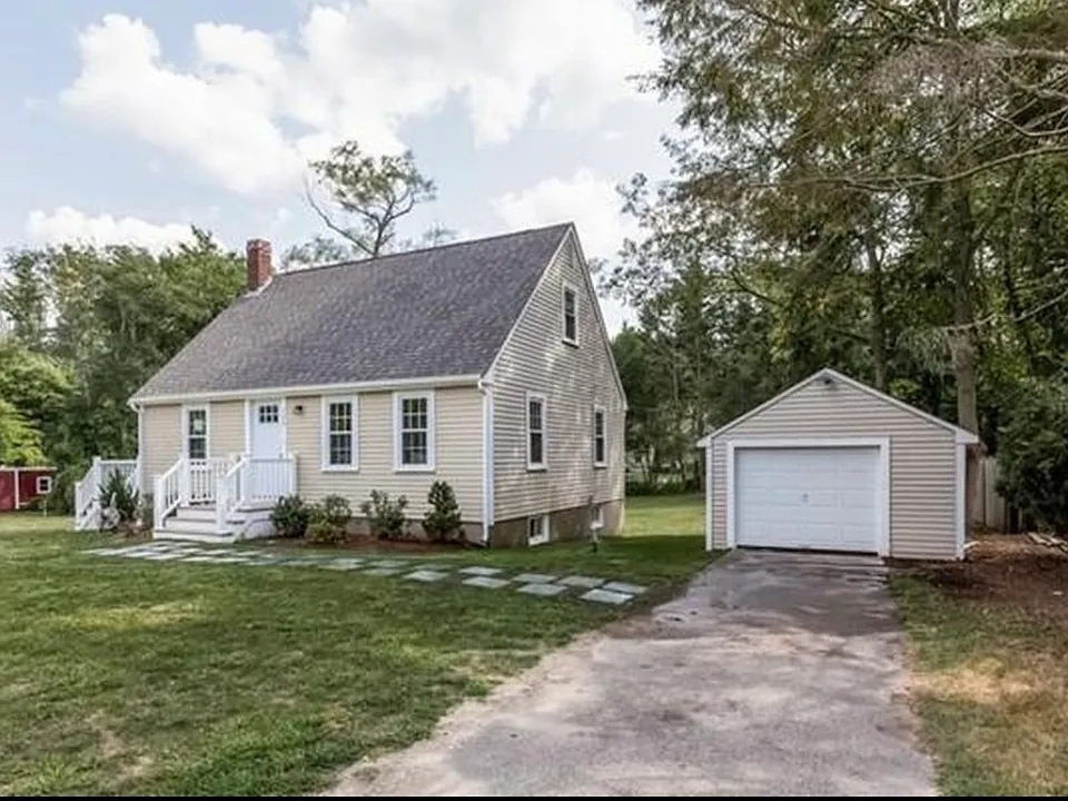 177 Pond St