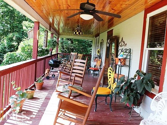 4th image of 23 Mountain Berry Dr