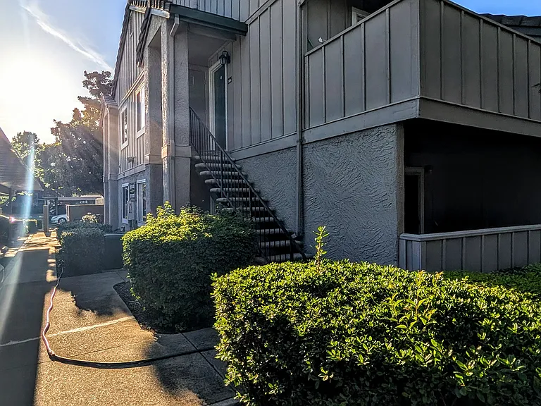 2265 Lakeview Cir — Photo 18