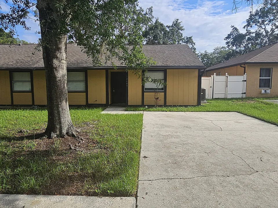 12405 Shearwater Dr