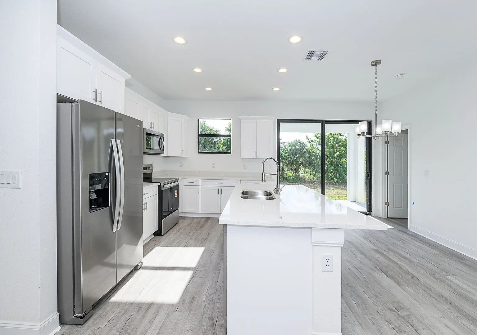 Brand-New Construction in Port Charlotte! — Photo 2
