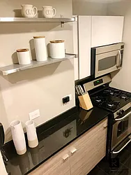 Rented by R New York