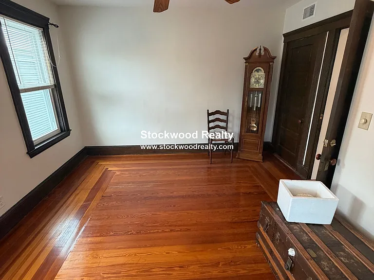 21 Lyon St #3 — Photo 16