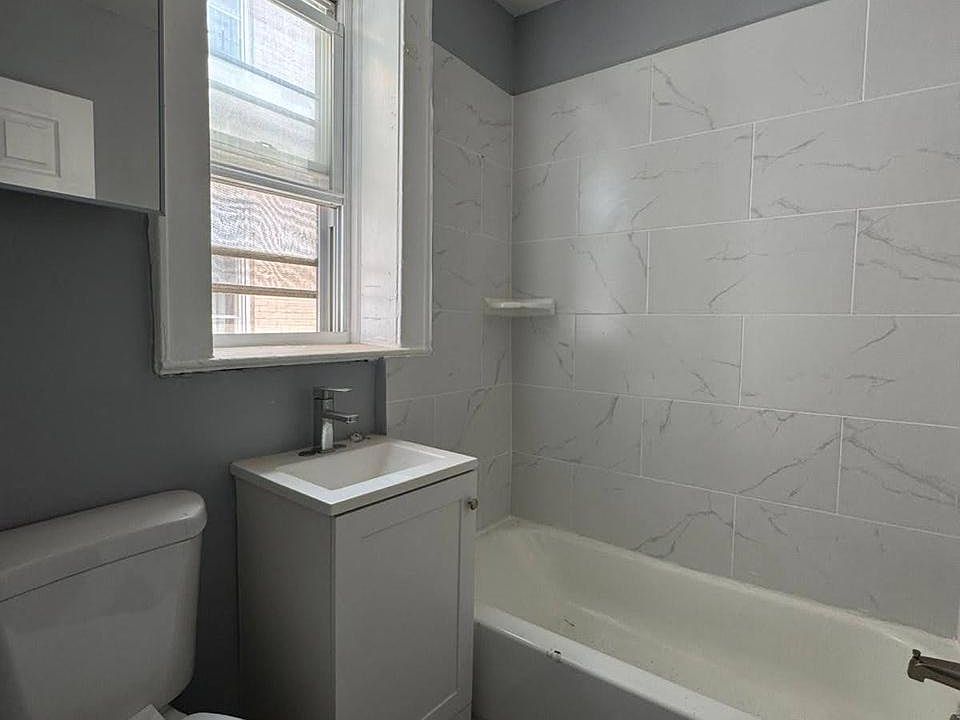 1st image of 32 Dayton St #5B