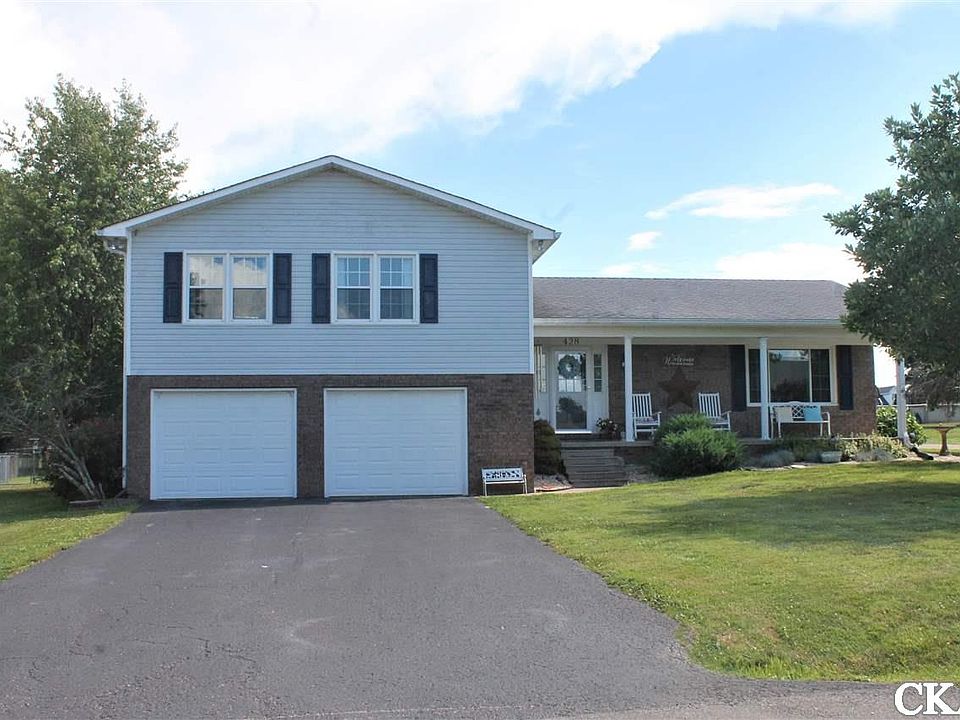 1st image of 428 Redwood Dr