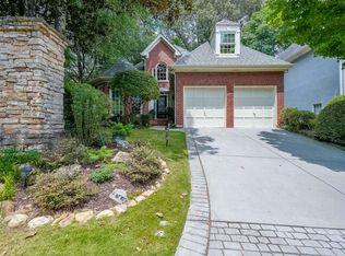 335 Ledgemont Ct, Sandy Springs, GA 30342