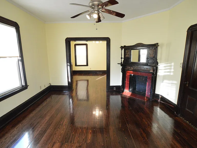 84 Crescent Ave — Photo 4