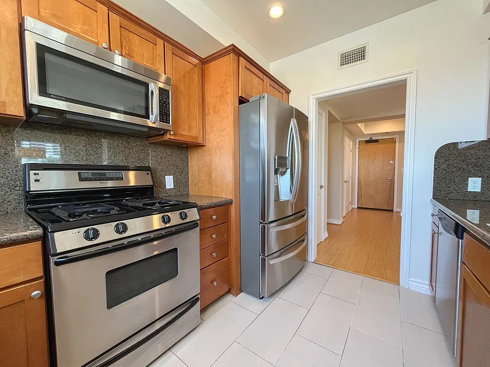 1241 S Westgate Ave #301