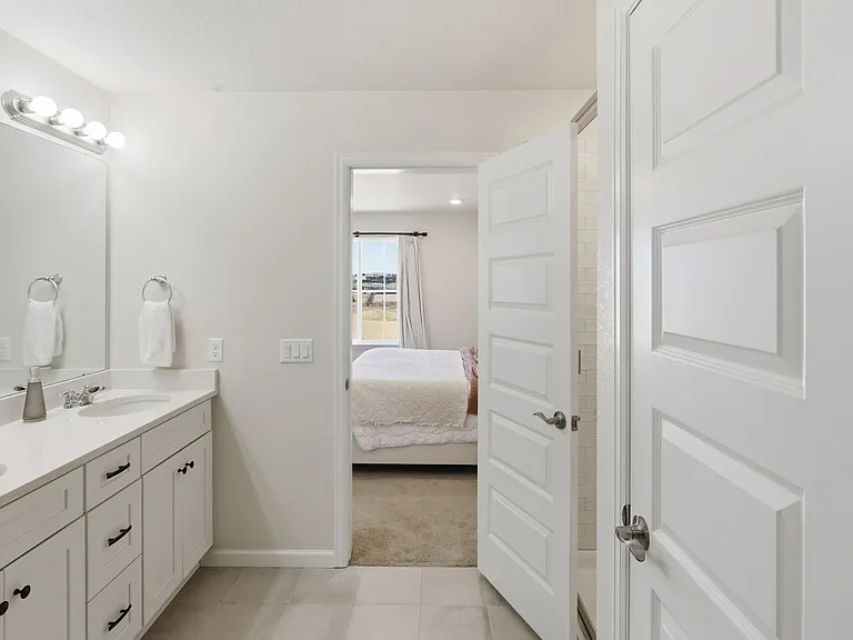 18035 Herrera Dr — Photo 27
