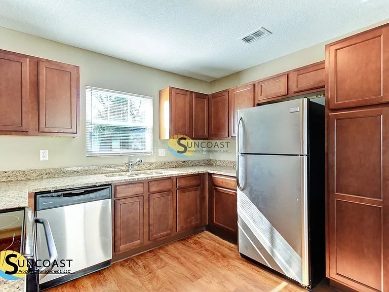 8001 Ridgehill View Rd — Photo 9
