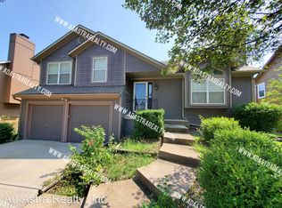 16327 S Church St, Olathe, KS 66062