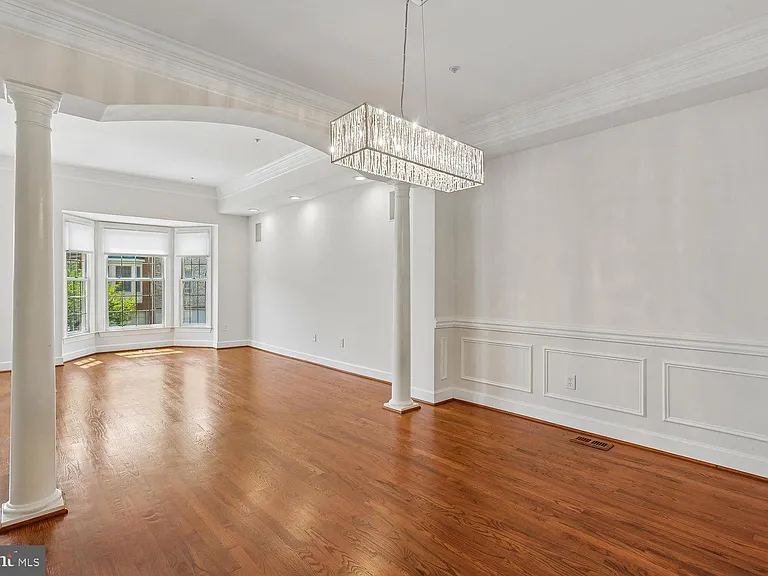 417 Winding Rose Dr — Photo 10