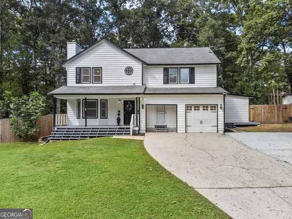 1069 Ashwood Cir, Lawrenceville, GA 30046