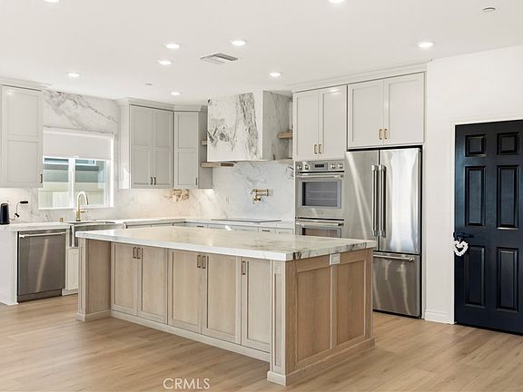 5th image of 19795 Beavertail Way