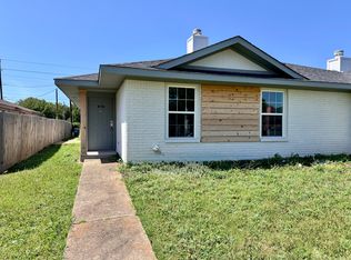 840 Potomac Dr, Lancaster, TX 75134