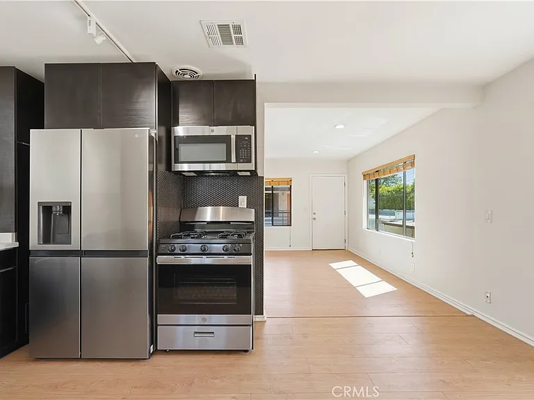 4971 Kester Ave #4 — Photo 14