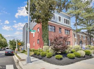 2000 D St NE, Washington, DC 20002