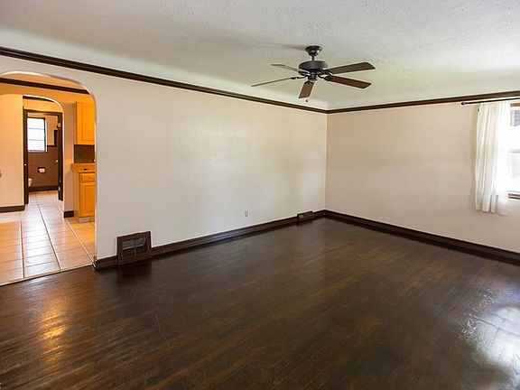5th image of 3011 Fortune Ave