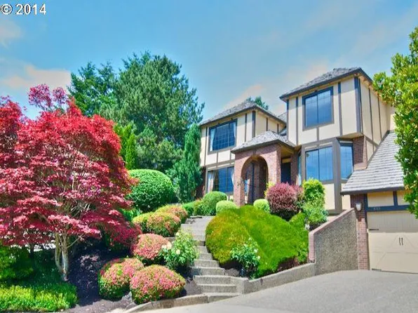 4105 Wood Hill Ct, Lake Oswego, OR 97035