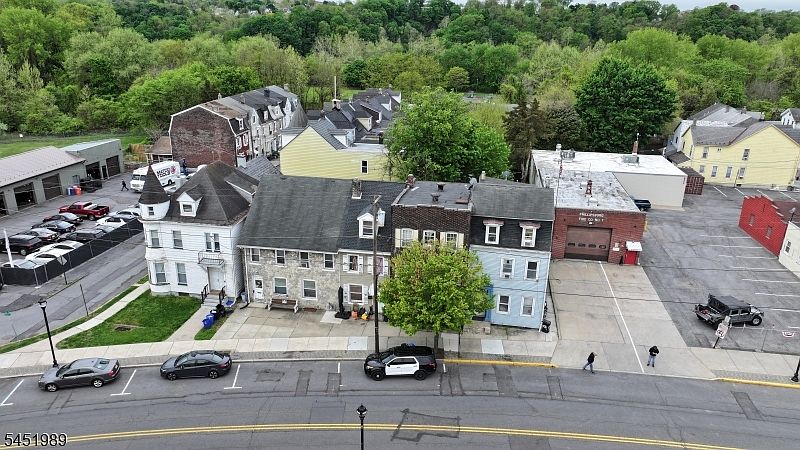 1st image of 226 S Main St