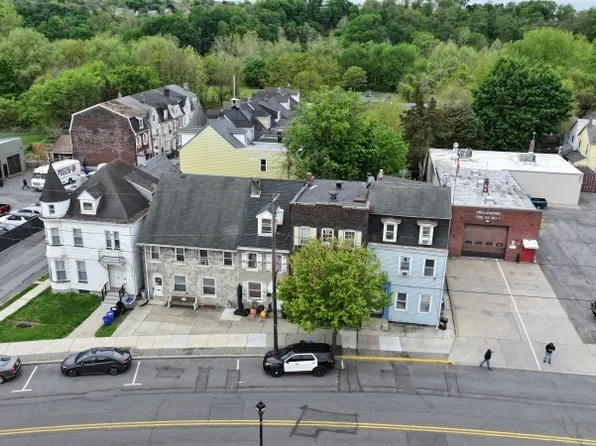 226 S Main St, Phillipsburg Town, NJ 08865