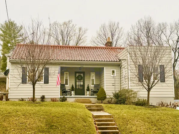 901 Terrace Dr, Park Hills, KY 41011
