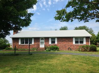 4699 Coles Point Rd, Hague, VA 22469