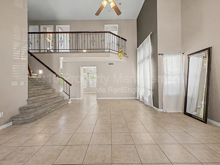 3236 E Hiddenview Dr — Photo 7